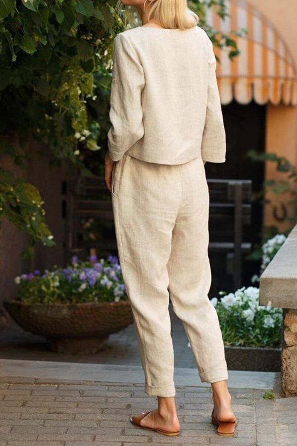 Damski komplet dwuczęściowy z lnu – elegancja i komfort