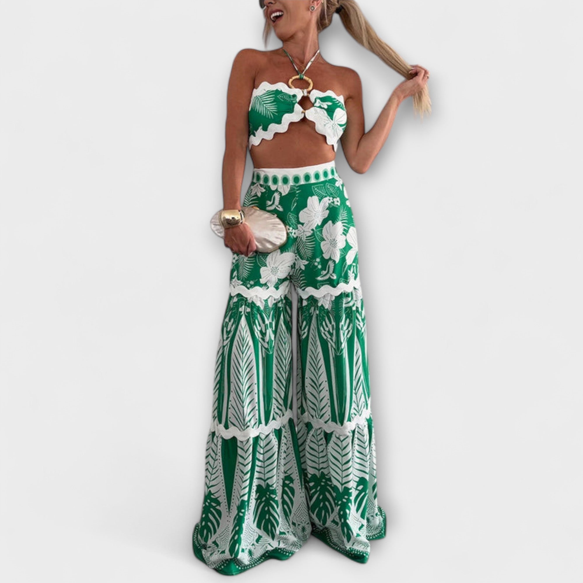 Zella – Wakacyjny komplet z topem halter i spodniami z wysokim stanem