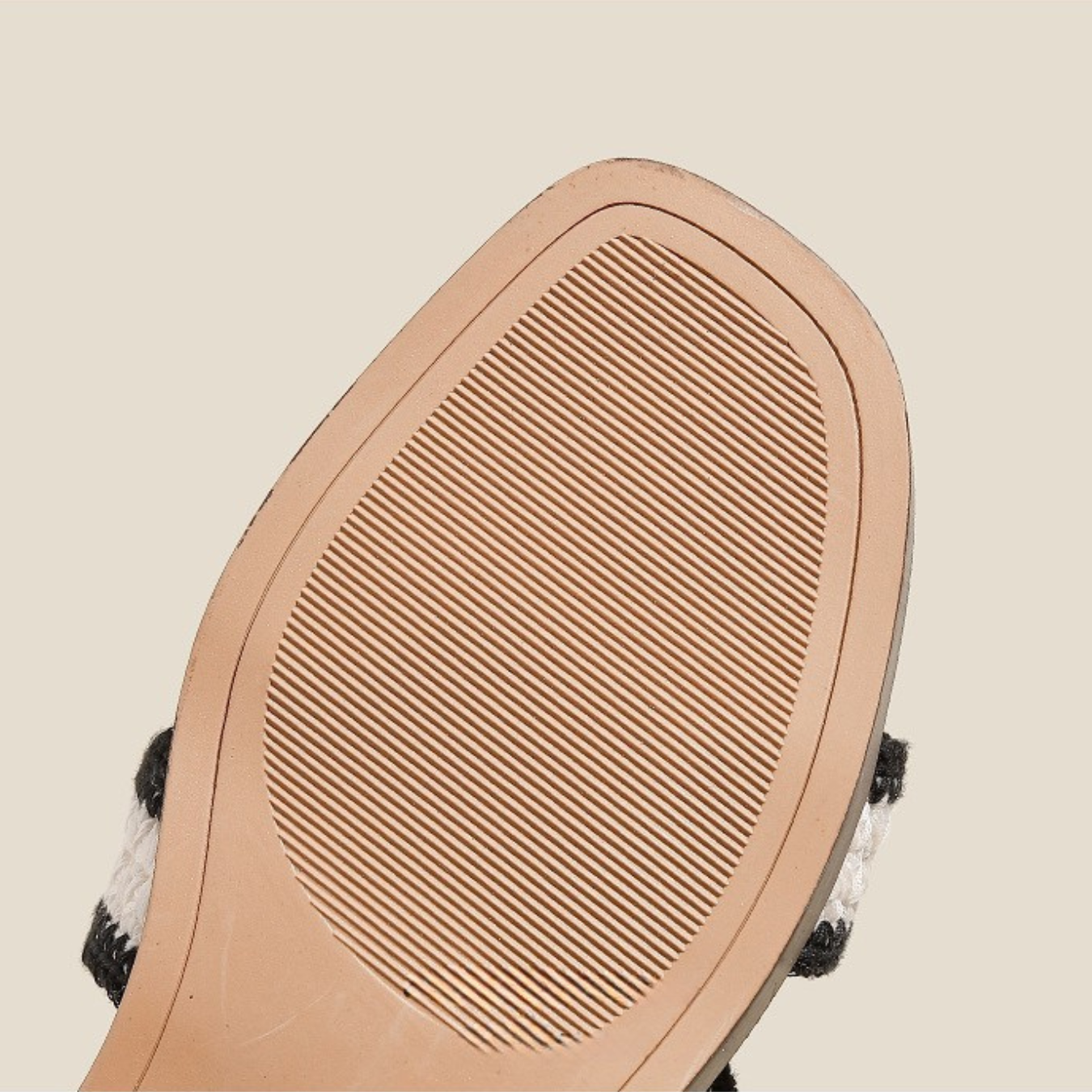 Camille Raphia – Eleganckie Sandały