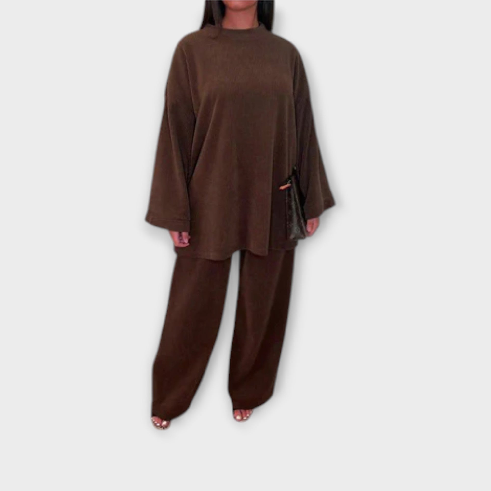 Ingrid – Dzianinowy Zestaw Oversize w Prążki